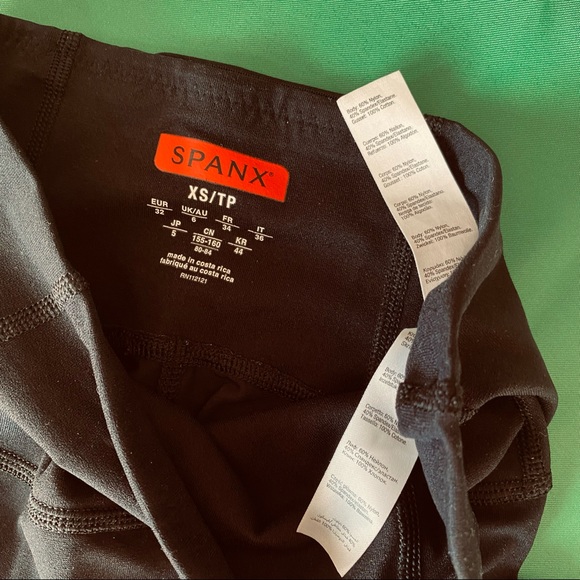 SPANX TAKES OFF SHAPING LEGGINGS SOFT BLACK - Picture 4 of 6